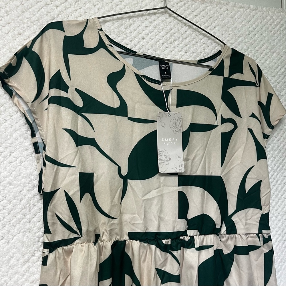 Emery Rose Tunic Dress Green and Ivory Flowy Fit Short Sleeves Scoop Neck NWT - Picture 3 of 5